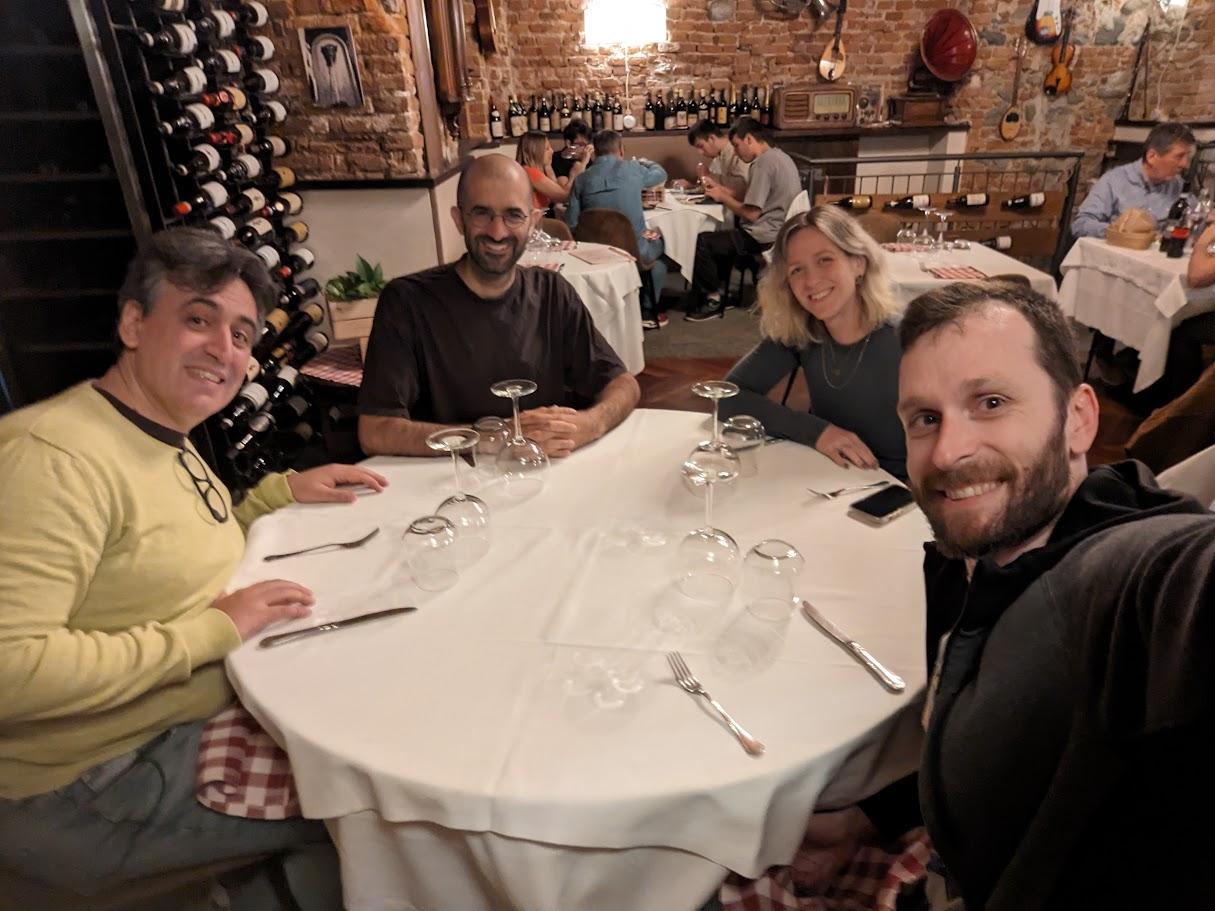 Daniele Alessandra, Zee Hazan, Hadas Golzaker, and Vova Feldman of Freemius having dinner