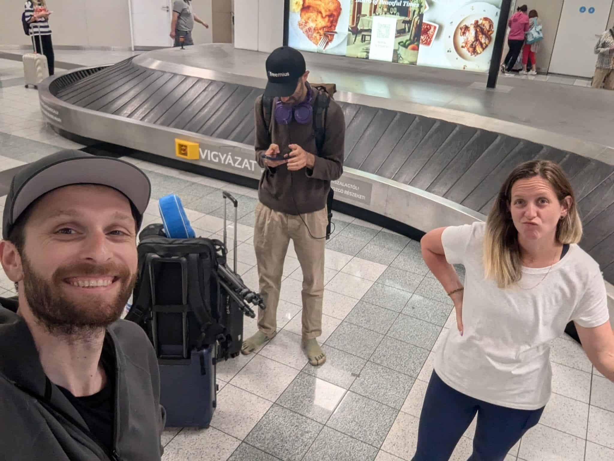 Waiting for luggage at the airtport